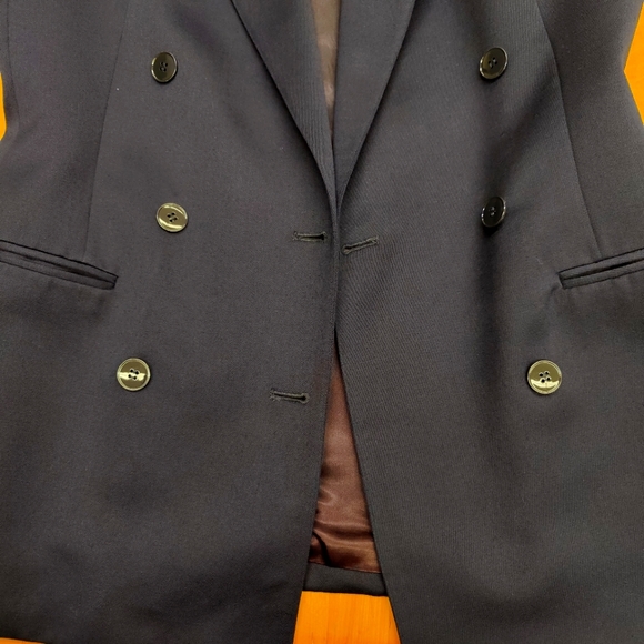 Vintage Jones New York Double breasted navy blue blazer, size 10 - Picture 9 of 12